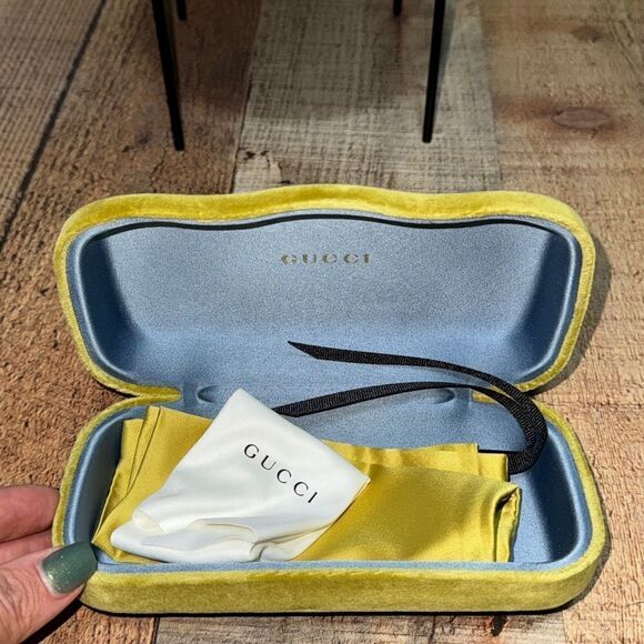 GUCCI AUTHENTIC DESIGNER HARD VELVET CALMSHELL CASE CLOTH DUSTBAG main image 4